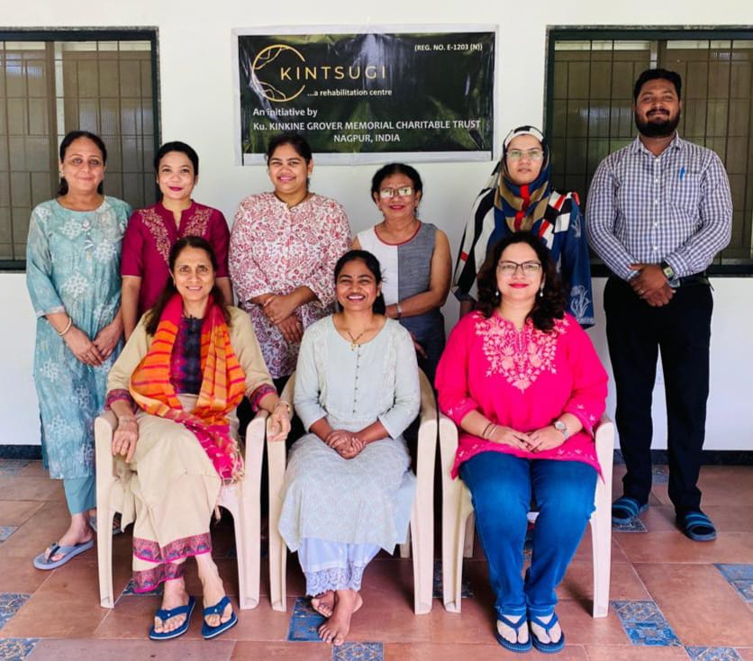 The team at the Lata Medical Research Foundation (LMRF) in Nagpur, India.